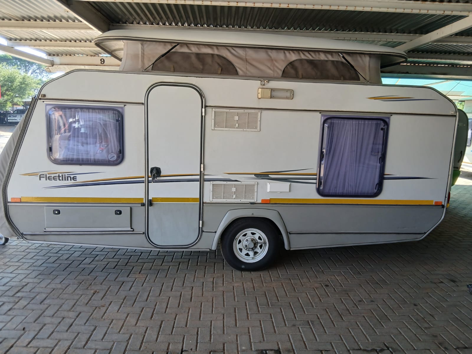 2002 Jurgens Fleetline Jurgens Caravans 2002 Jurgens Fleetline Jurgens Caravans